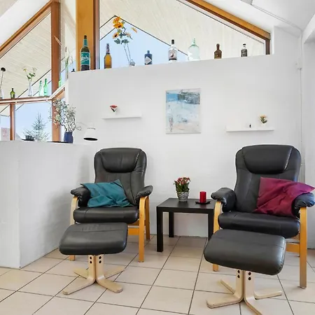 Holiday home Lovely In With Indoor Swimming Pool *